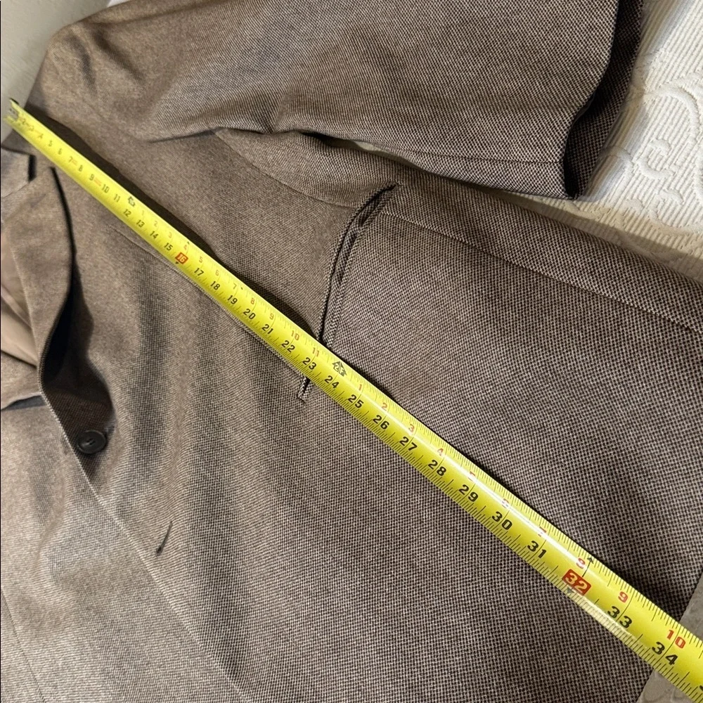 Armani Collezioni Silk Cashmere Blazer. 46L